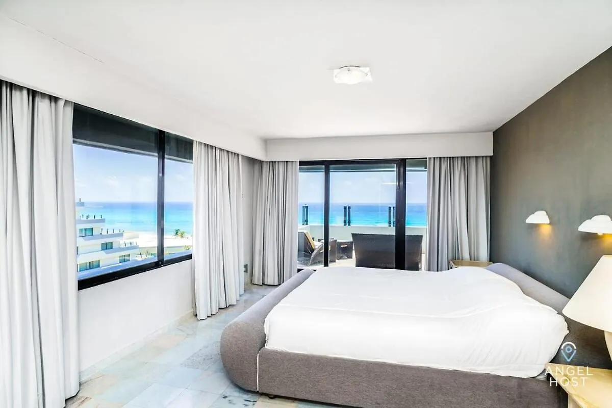 Holiday home Fabulous Oceanview Suite With Private Plunge Pool Plus Access To Beach&Pools Cancun