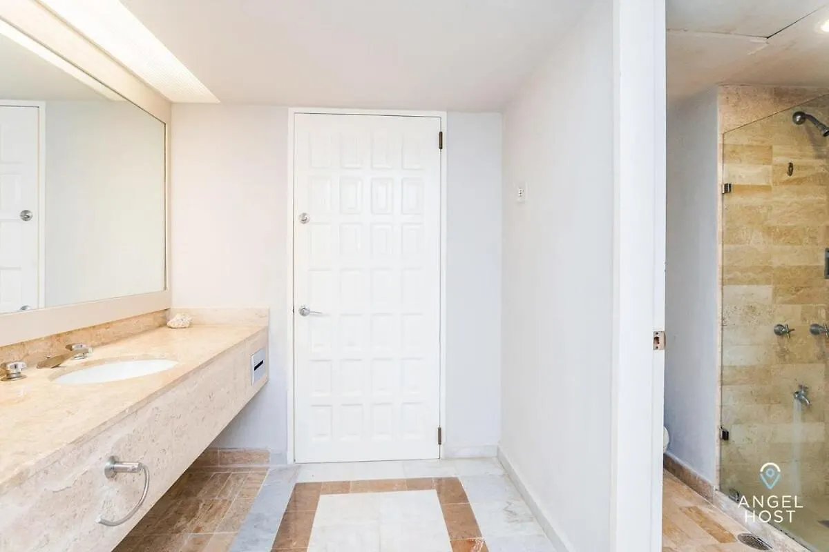Holiday home Fabulous Oceanview Suite With Private Plunge Pool Plus Access To Beach&Pools Cancun Mexico