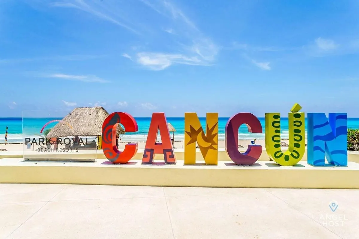 Holiday home Fabulous Oceanview Suite With Private Plunge Pool Plus Access To Beach&Pools Cancun