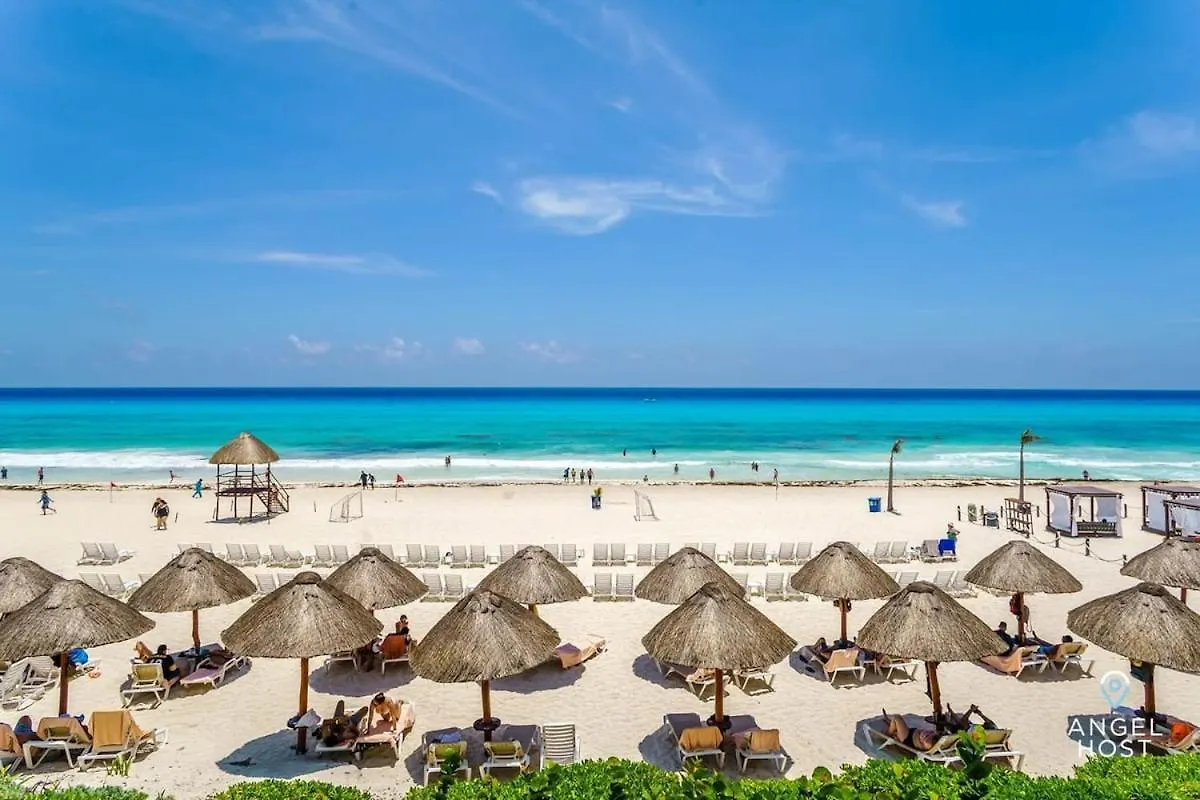 Holiday home Fabulous Oceanview Suite With Private Plunge Pool Plus Access To Beach&Pools Cancun